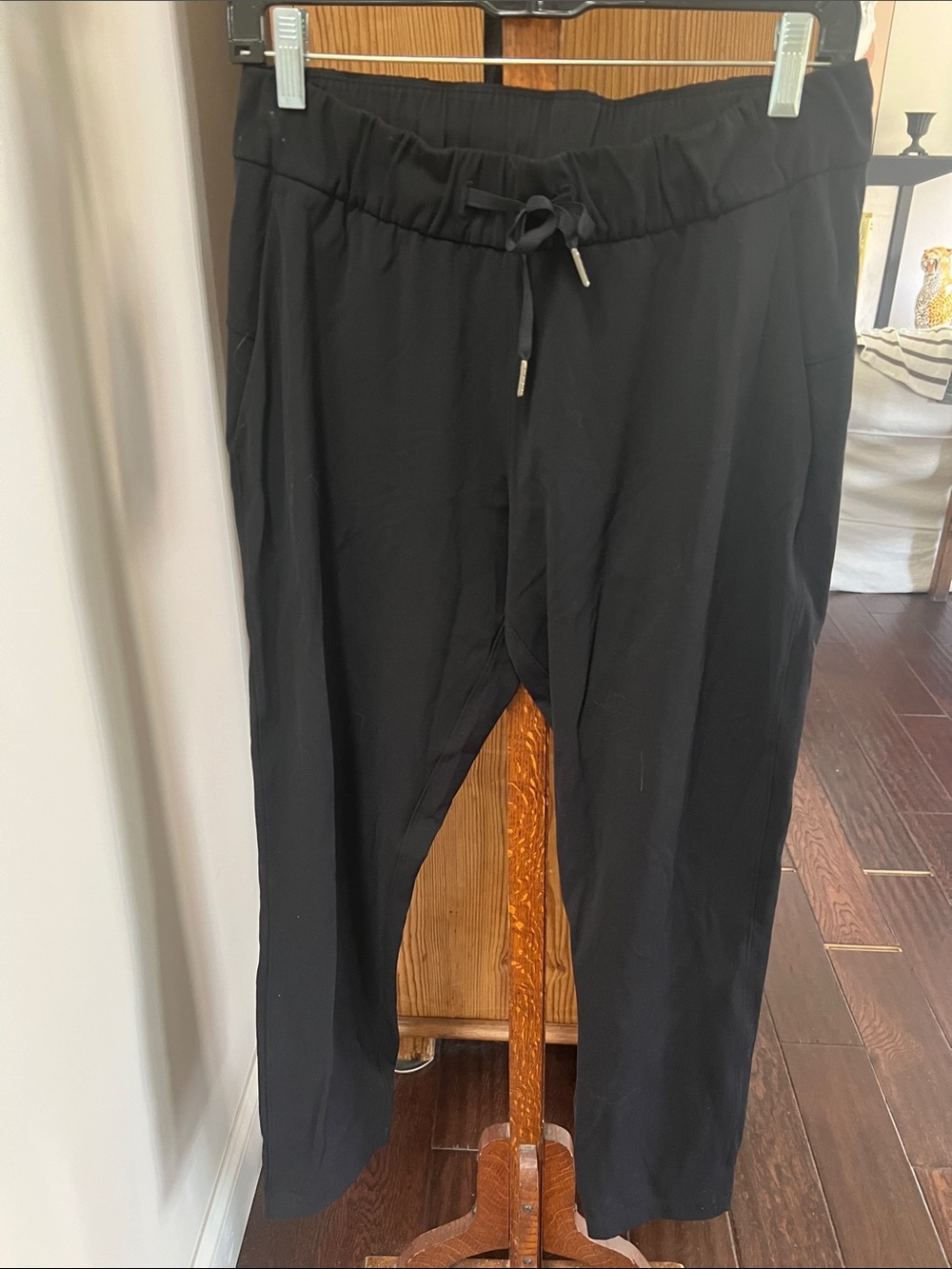 Lululemon Black womens size 6 Drawstring Waist Pants